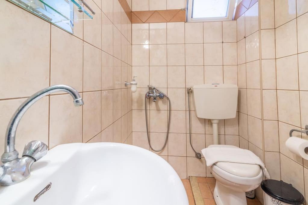 Urban Apt Next University 11 이라클리온 외부 사진